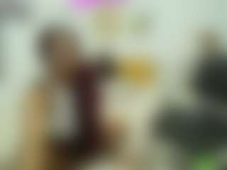 Live cam show with Naomylynch - Erotic Dance on camwithhim.com