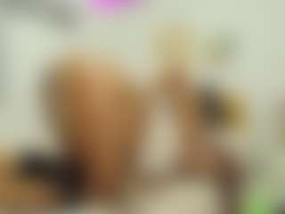 Naomylynch's Live Sex Cam Show