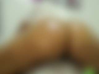 Naomylynch's Live Sex Cam Show