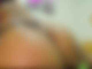 Naomylynch's Live Sex Cam Show