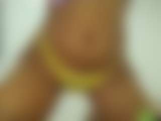 Live cam show with Naomylynch - Ass Bouncing on testsause.com
