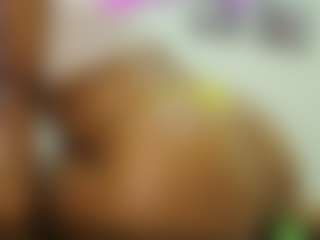 Live cam show with Naomylynch - Dildo on boobsie.com