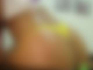 Live cam show with Naomylynch - Cowgirl on Big Tits
