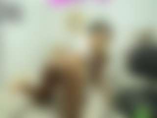 Live cam show with Naomylynch - Ebony Blowjob on CamSodaAdn