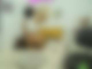 Naomylynch's Live Sex Cam Show