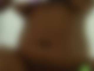 Live cam show with Naomylynch - Ass Clapping on Camsoda