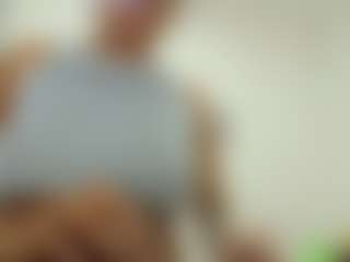 Naomylynch's Live Sex Cam Show