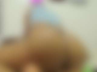 Naomylynch's Live Sex Cam Show