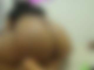 Naomylynch's Live Sex Cam Show