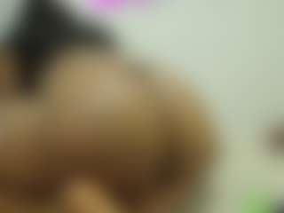 Naomylynch's Live Sex Cam Show
