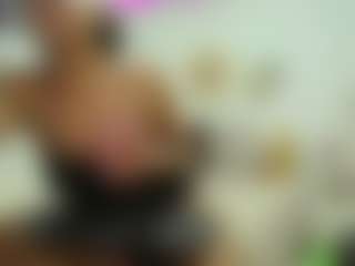 Naomylynch's Live Sex Cam Show
