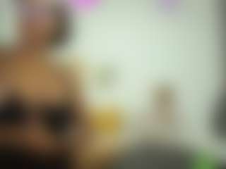 Naomylynch's Live Sex Cam Show