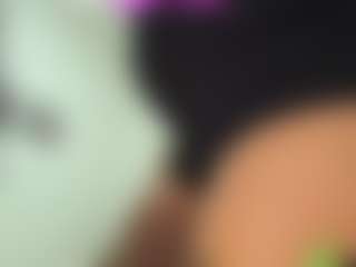 Naomylynch's Live Sex Cam Show