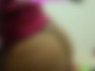 Live cam show with Naomylynch - BBW Small Tits on hornycams.live