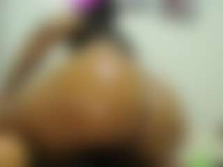 Naomylynch's Live Sex Cam Show