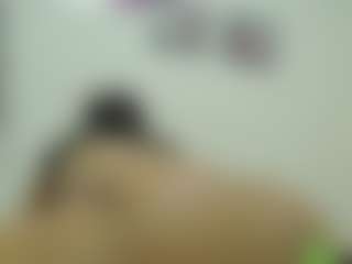 Naomylynch's Live Sex Cam Show