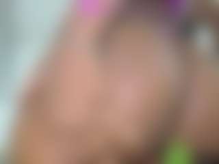 Live cam show with Naomylynch - Black Small Tits on slutload