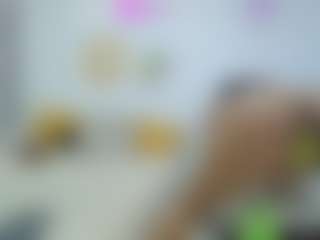 Naomylynch's Live Sex Cam Show