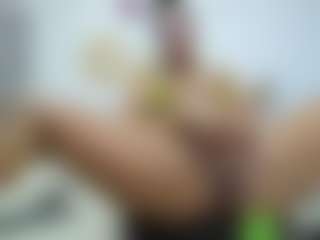 Naomylynch's Live Sex Cam Show