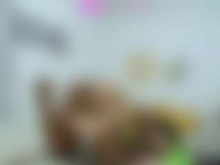 Naomylynch's Live Sex Cam Show