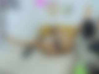 Naomylynch's Live Sex Cam Show