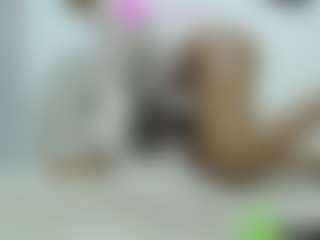 Naomylynch's Live Sex Cam Show