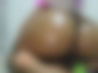 Naomylynch's Live Sex Cam Show
