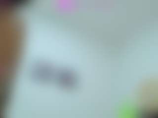 Live cam show with Naomylynch - Curvy Small Tits on Camsoda