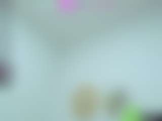 Live cam show with Naomylynch - Blowjob on Camsoda