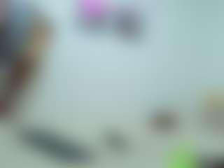 Naomylynch's Live Sex Cam Show