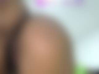 Naomylynch's Live Sex Cam Show