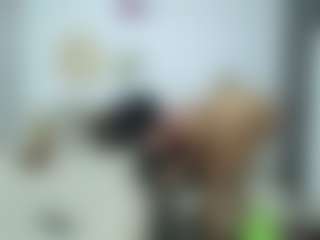 Naomylynch's Live Sex Cam Show