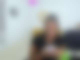 Naomylynch's Live Sex Cam Show