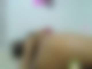 Naomylynch's Live Sex Cam Show
