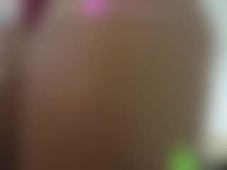 Live cam show with Naomylynch - Anal Toys on studioflirtlive.com
