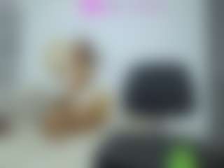Naomylynch's Live Sex Cam Show