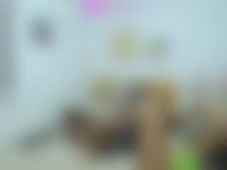 Naomylynch's Live Sex Cam Show