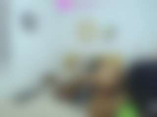 Naomylynch's Live Sex Cam Show