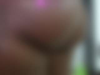 Naomylynch's Live Sex Cam Show