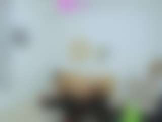 Naomylynch's Live Sex Cam Show