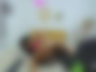 Naomylynch's Live Sex Cam Show