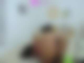 Naomylynch's Live Sex Cam Show