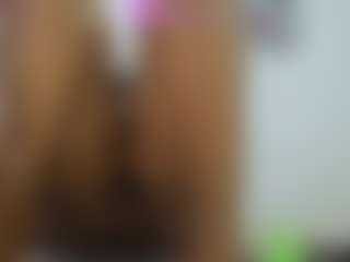 Live cam show with Naomylynch - Ebony Toys on Camsoda