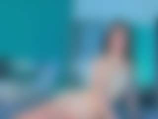 Live cam show with YumiAi - Facesitting on Camsoda