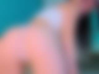 Live cam show with YumiAi - Thin on Camsoda