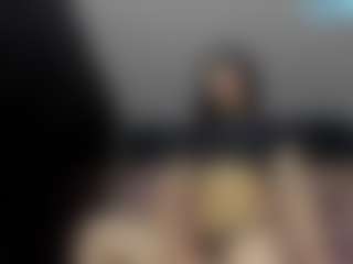 chaniesmith69x's Live Sex Cam Show