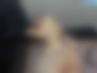 chaniesmith69x's Live Sex Cam Show