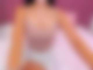 Live cam show with JenniferMunoz - Lean on CamwithHer