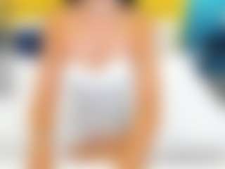 Live cam show with JenniferMunoz - Lean on Camsoda