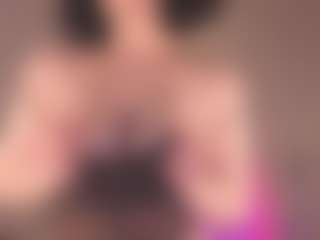 Live cam show with Lirara - Public on Fapmatic.com